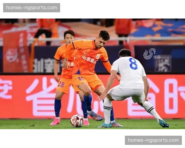 阿尔瓦罗防守数据亮眼 泰山后防稳定性获质变提升