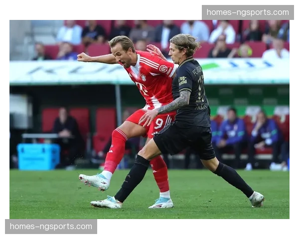 奥格斯堡达门门将指挥防线，但出击时机选择可优化